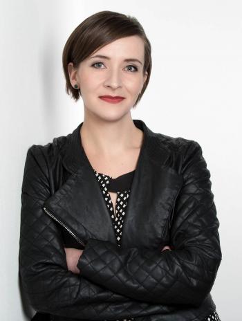 Martina Stoye - Leitung Martina Stoye, Leiterin des vocalis ensemble dresden